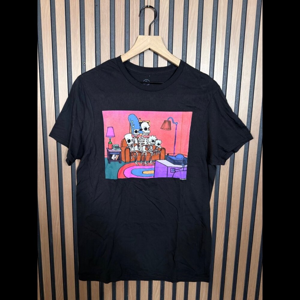 The Simpsons T Shirt Medium Tree House of Horror Halloween Skeleton Couch Gag